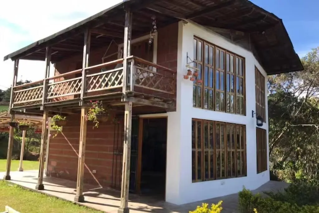 Santa Elena. Refugio De Luz location