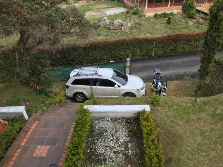 Vila Santa Elena. Refugio De Luz Medellín
