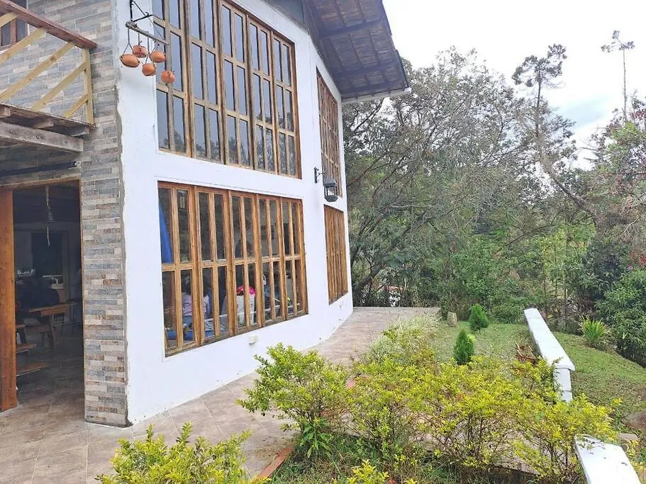 Santa Elena. Refugio De Luz Villa Medellín